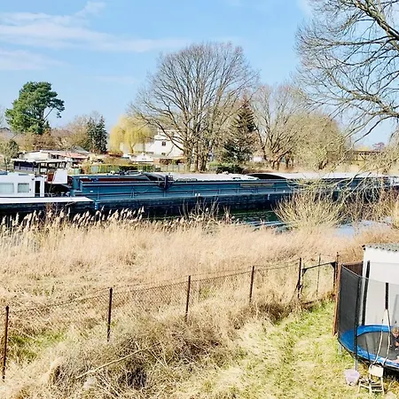 Vakantiehuis Wasserspass Pur - Luxus Bei Berlin, Direkt Am Wasser, Inkl Sups Und Schlauchboot! Oranienburg