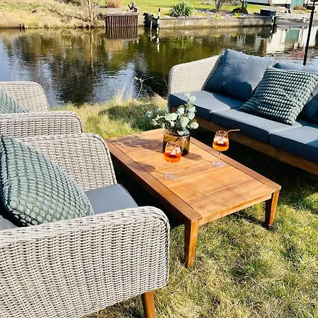 Vakantiehuis Wasserspass Pur - Luxus Bei Berlin, Direkt Am Wasser, Inkl Sups Und Schlauchboot! *